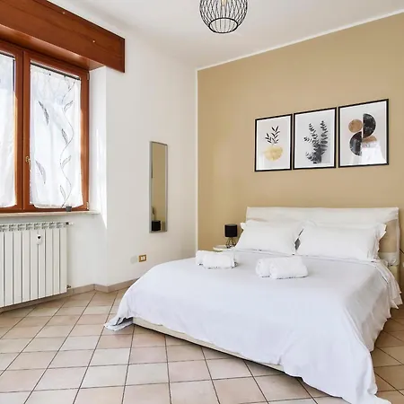 10 Min To Duomo - Very Big House With 3 Beds & 2 Baths מילאנו